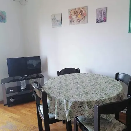 Andrea Apartment